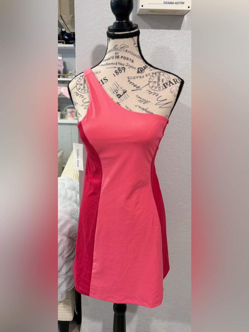 NWT Outdoor Voices One Shoulder Exercise Dress Pink Small Built-In Shelf Bra - Picture 3 of 11